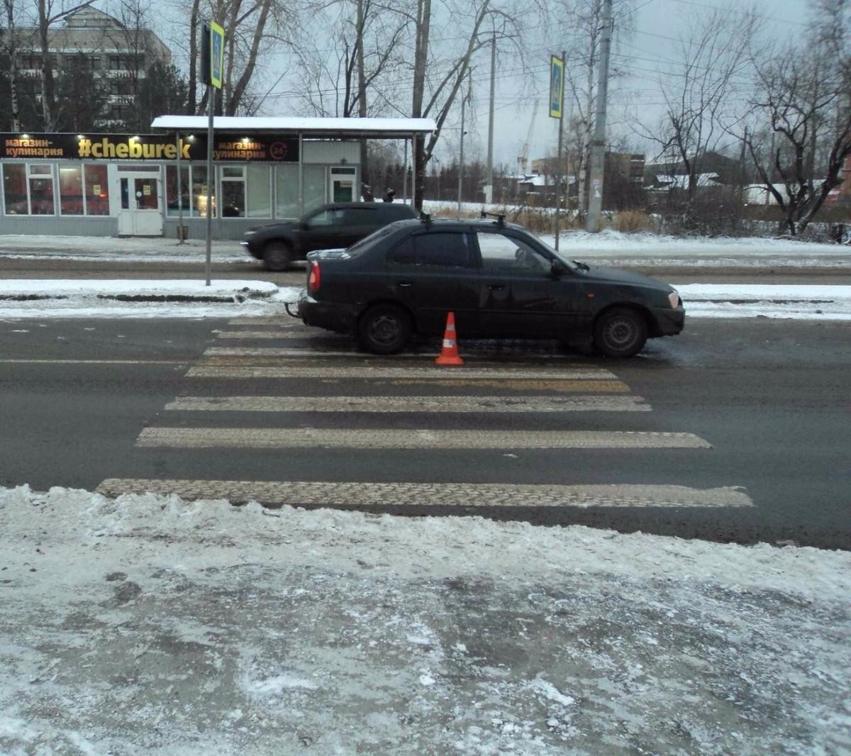 В Архангельске на пешеходном переходе сбили женщину